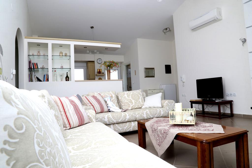 Konstantinos Luxury Apartment Keramoti  Bagian luar foto